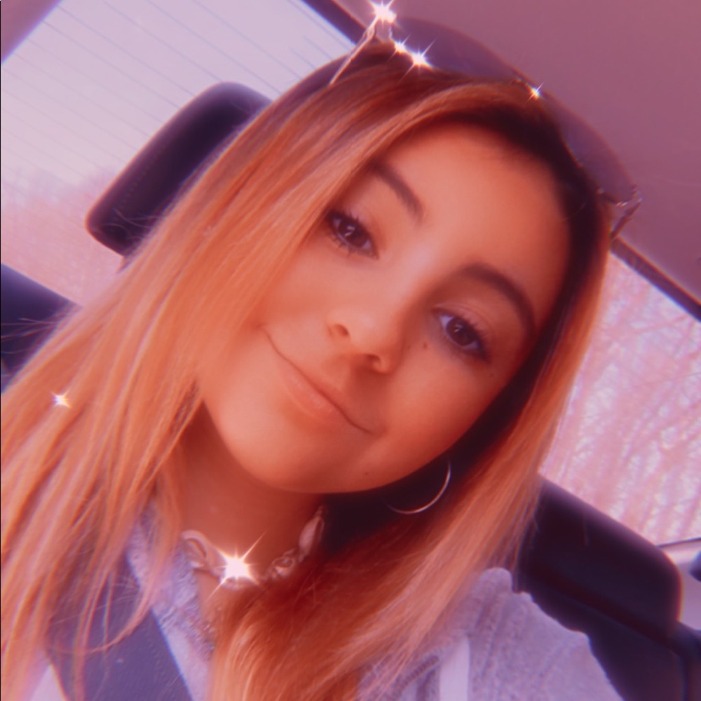 Meet your Posher, Natalie